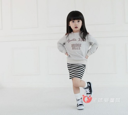 黑白色童装怎么穿搭 深秋唯美风采