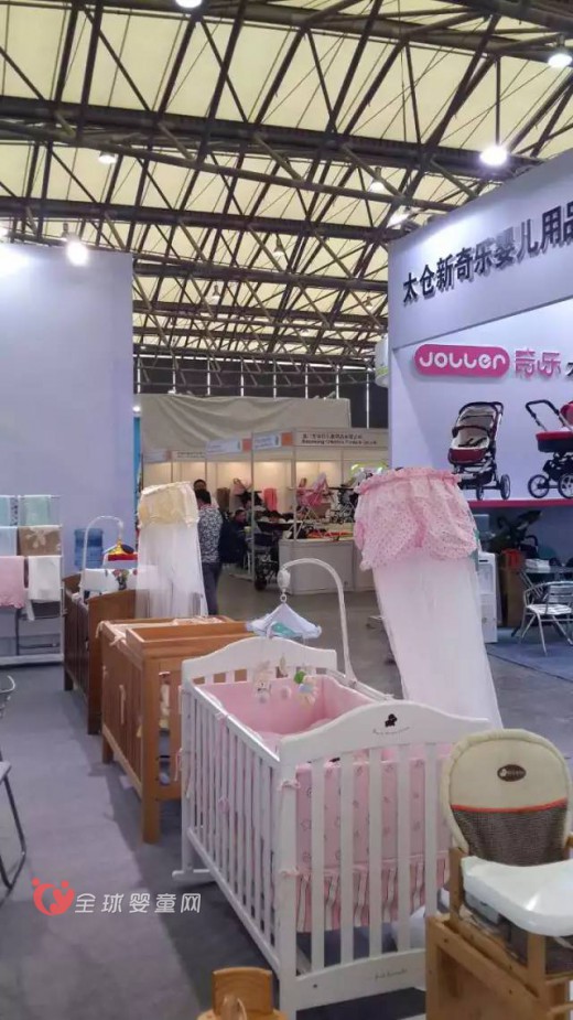 2015年中国婴童展W2F20   贝乐堡在这里你在哪