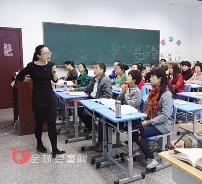 贝因美在北京社区举行系列公益讲座