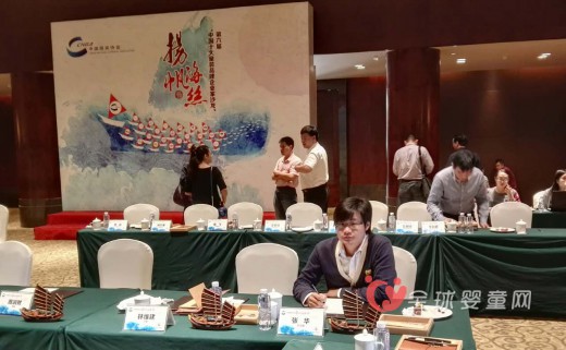 MQ大眼蛙童装参加中国十大童装品牌企业家沙龙
