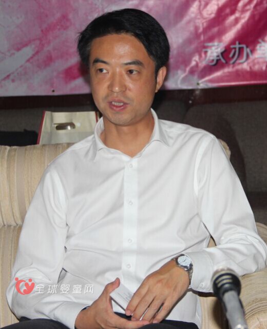 12月16日中国服装协会召开童装行业质量安全承诺工作会议