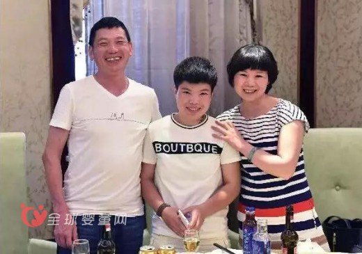 温州6岁女童帮乞丐上厕所被拐 18年后一家人重逢