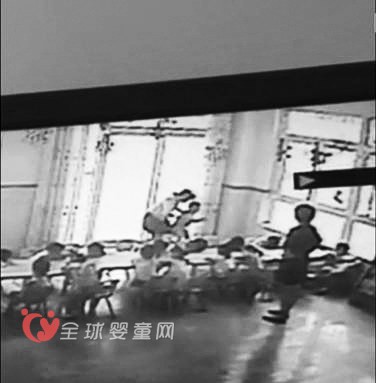 郑州高新区一幼儿园小孩遭到老师毒打