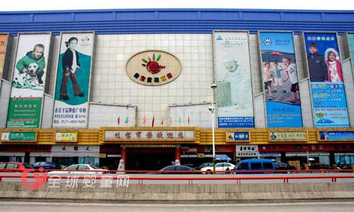 传统服装品牌纷纷入驻童装市场