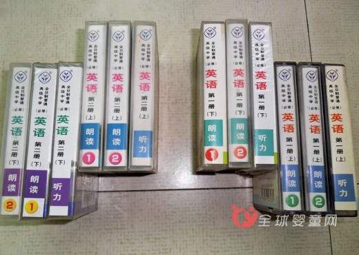 如今科技快速发展年代 小学仍用英语磁带是否过时