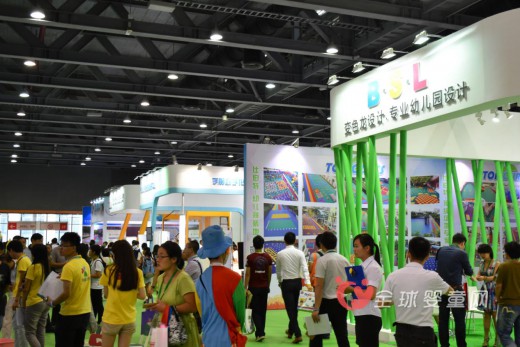2016华南国际幼教展值得观赏的亮点——电子白板优化幼儿园教学活动