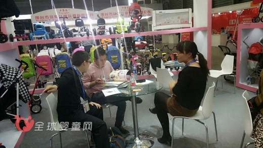 河北统一车业“小红鱼”亮相2016中国国际婴童用品展