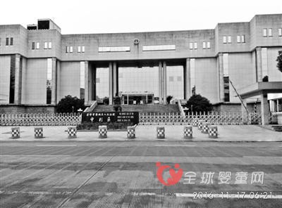 幼儿园老师因为单眼失明拿不到教师证 起诉义乌教育局