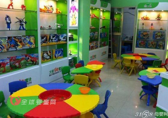 开一家益智玩具店挣钱吗   益智玩具店投资分析