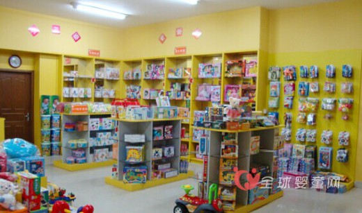 高价“洋玩具”疑是“三无产品” 店家拒绝退货被罚千元