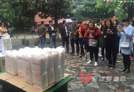 爸爸的选择《王牌VS王牌》活动为您拆解极薄纸尿裤新理念