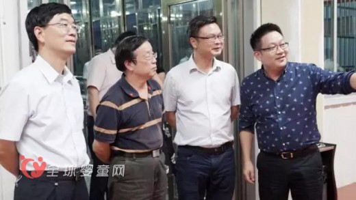 一朵院士工作站签约仪式：国产纸尿裤第一个院士工作站正式成立