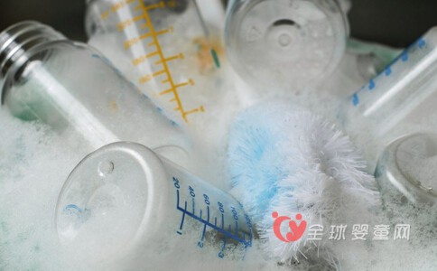 婴儿奶瓶清洁需要注意什么 新奶瓶究竟要怎么消毒