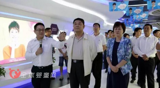 中央统战部副部长、全国工商联党组书记全哲洙一行来一朵调研