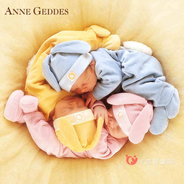 宝宝拜年穿什么服饰好 AnneGeddes小兔子连体衣怎么样