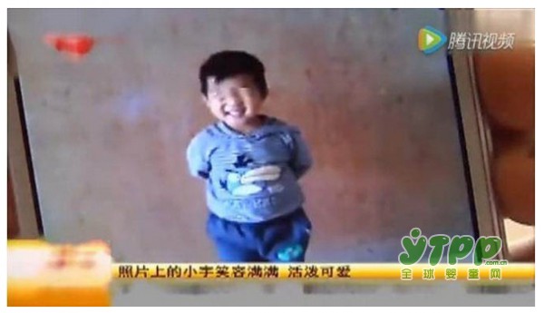 小男孩只因吃了一个这样的食物导致不幸身亡！家长们千万要注意！