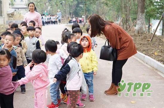 幼儿园组织秋游孩子全被“拐”   家长如何教育孩子安全问题