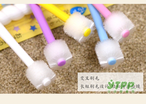 宝宝刚开始长牙要怎么护理 选好牙刷是第一步