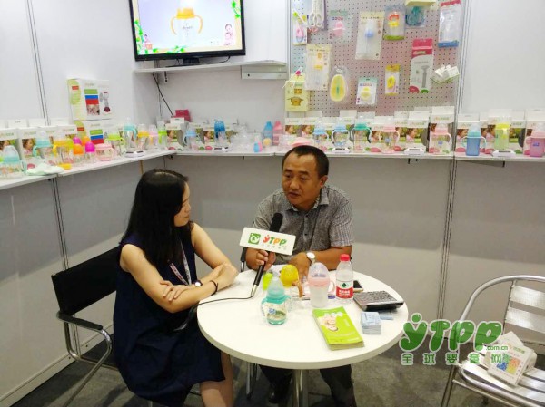 2017CBME孕婴童展最新事件：全球婴童网专访优贝源奶瓶张总