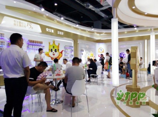 婴幼儿肠道健康专家聪尔壮  带你领略热闹的2017CBME