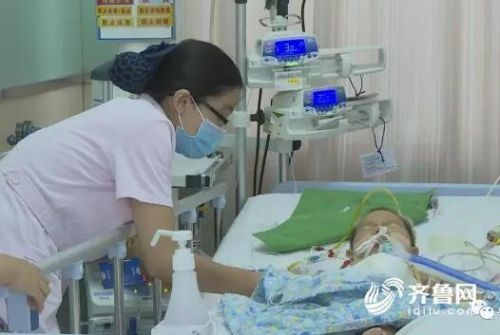 1岁3个月的宝宝误吞的6颗磁珠  腐蚀肠道造成穿孔严重化脓感染