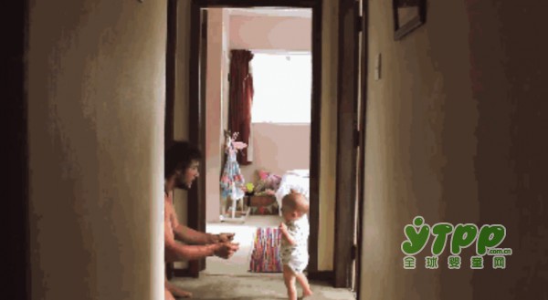 宝宝学走路时妈妈们需要注意的
