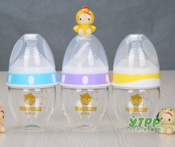 宝宝不愿意接受奶瓶这该如何是好   有可能是家长奶瓶选择的不对哦
