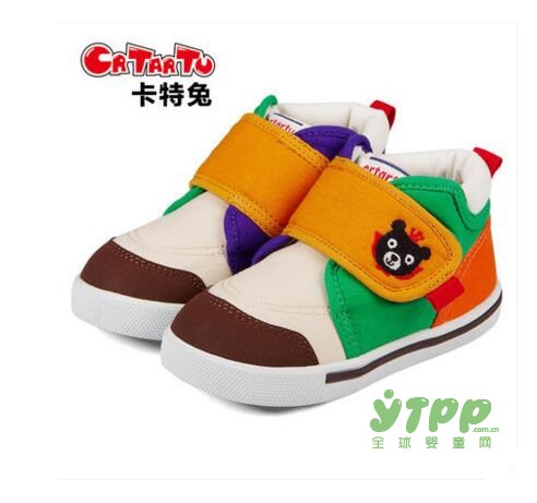 卡特兔婴儿宝宝机能鞋 针对宝宝脚不同生长阶段 呵护宝宝小脚