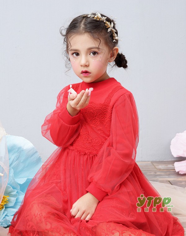 这个早秋如何成为气质小淑女  让欧莎童装来帮助你