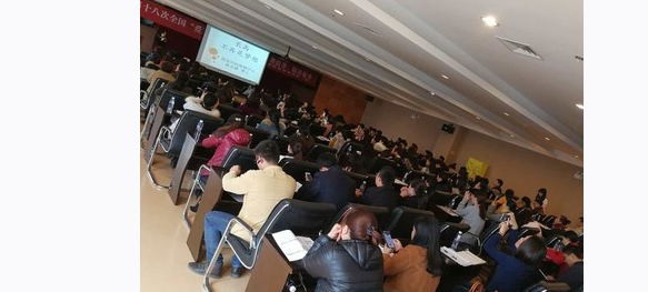 什么样的奶粉更加适合宝宝 怎么选择适合宝宝的优质奶粉