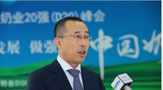 蒙牛CEO卢敏放：做强婴幼儿奶粉 振兴中国奶业