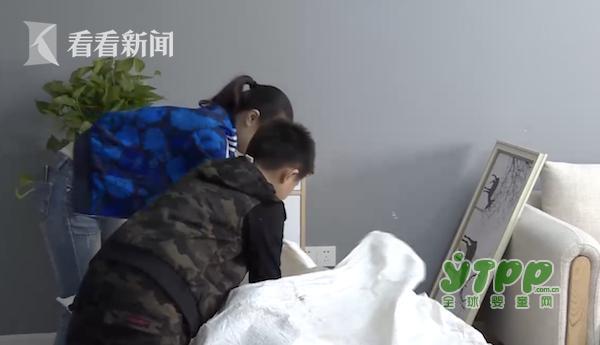 9岁男孩捡废品“还债” 自己的锅自己背，为这样的教育点赞