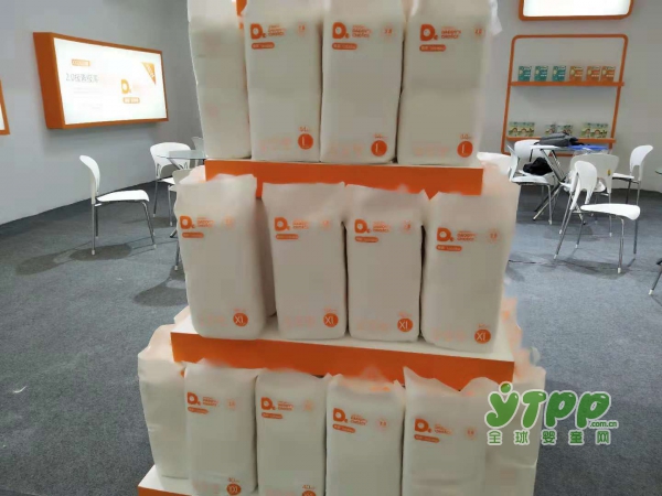 爸爸的选择纸尿裤强势亮相中国玩具展
