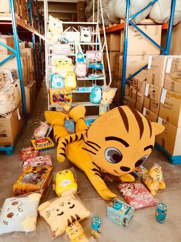 星猫梦想巴士停靠在E2B37展位  展位人潮涌动看点多多