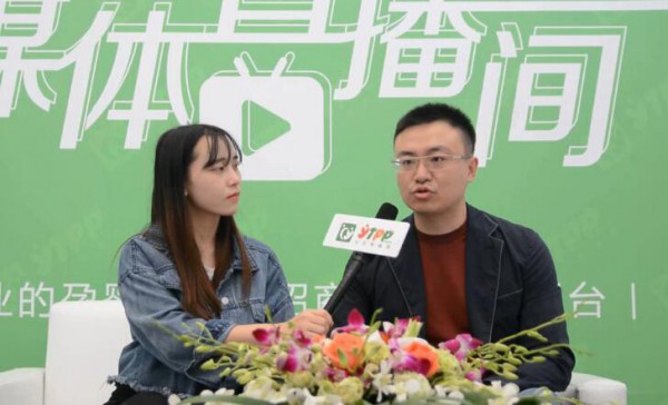 广东启梦文化传播有限公司总经理詹卡达接受全球婴童网记者的采访