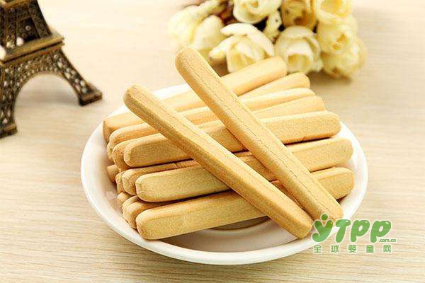 宝宝成长麻烦不断 出牙不适怎么办 婴尔堡磨牙棒有效解决难题