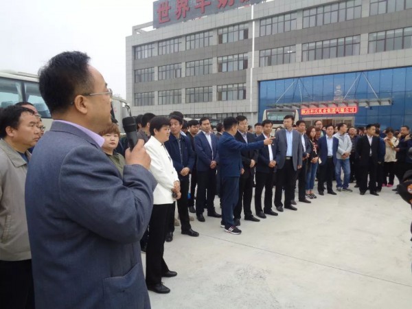 陕西省农业厅副厅长郑维国等领导一行莅临和氏乳业集团视察指导