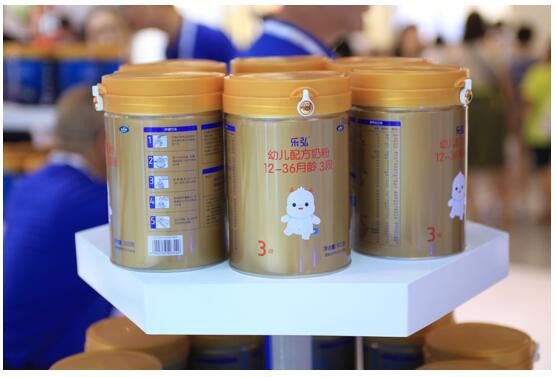 经常给宝宝奶粉好吗  太子乐奶粉给孩子不变的守护