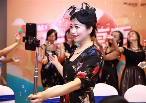 辣妈帮首创推出“城市PK赛”   “无为而治”激发女性能量