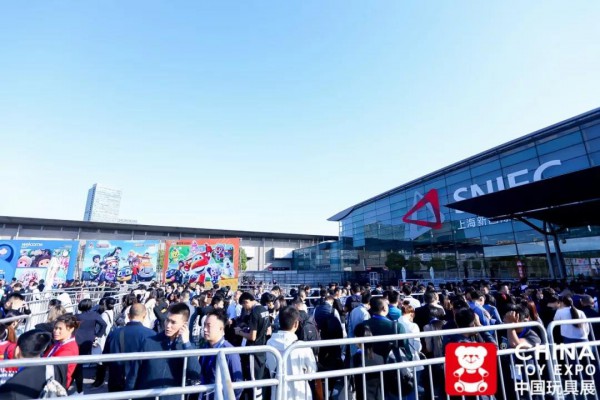 2019玩具展上海站，Pinwheel引起“墙裂”围观