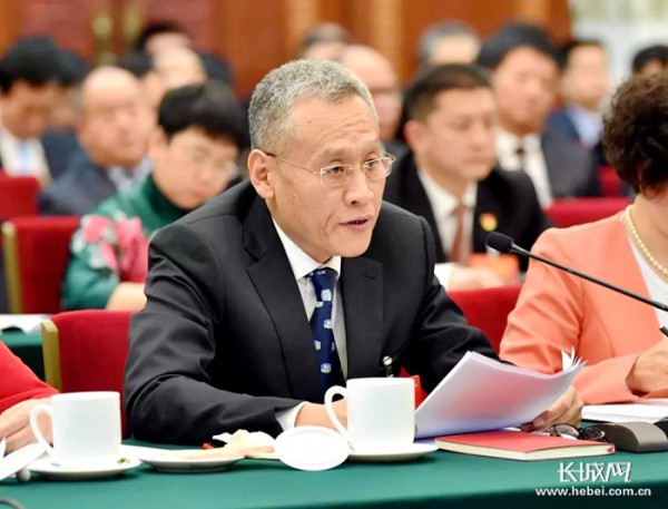 【十三届全国人大二次会议】 牢记总书记嘱托 让祖国的下一代喝上好奶粉