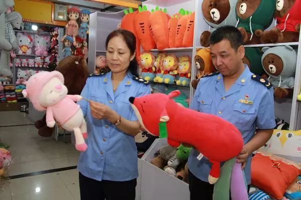 六一儿童节：12款小黄鸭竟有9款不合格 玩具行业乱象到底有多深
