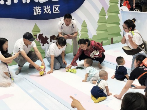 第六季“亲亲快跑”第三站来袭！太原牵手超多萌宝奉献公益力量
