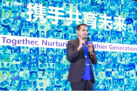 最大的线上电子贺卡照片集吉尼斯世界纪录由雀巢力多精3携手消费者共同创造 祝福宝贝快乐成长