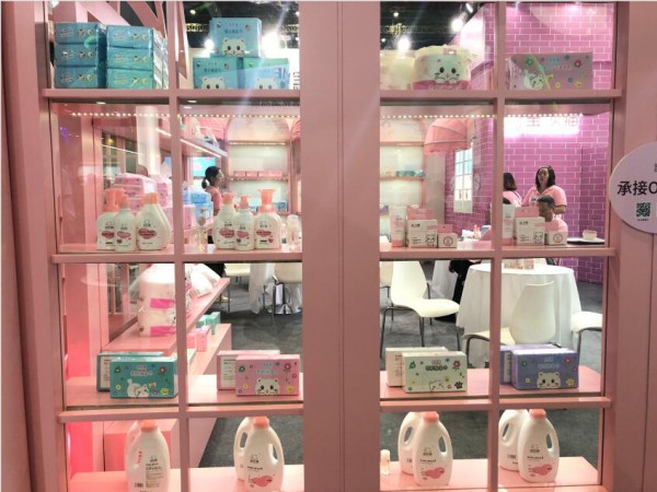 宝贝猫燃爆亮相2019上海CBME国际孕婴童展 为展会增光彩