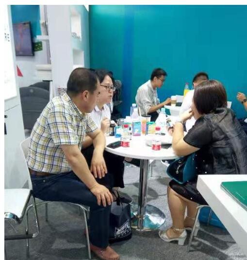 爱尔兰Sona携新品惊艳亮相2019CBME孕婴童展  展会首日人气爆棚