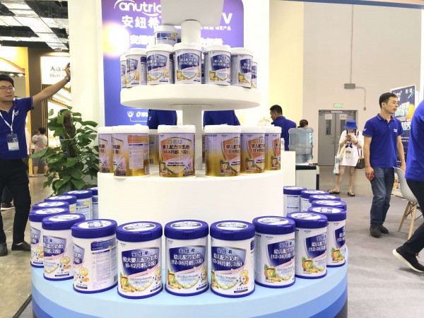 2019CBME孕婴童食品展最新事件：全球婴童网专访安纽希配方奶粉品牌总经理-方策先生