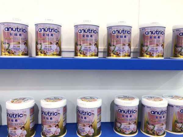 2019CBME孕婴童食品展最新事件：全球婴童网专访安纽希配方奶粉品牌总经理-方策先生