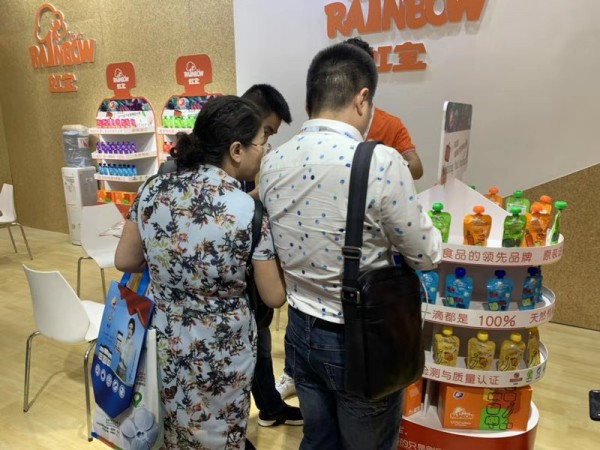 虹宝登陆2019CBME 孕婴童食品展   强势吸睛