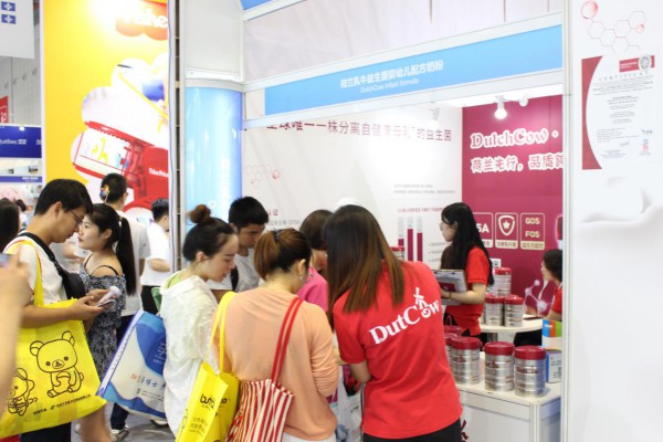 DutchCow荷兰乳牛亮相第19届CBME展会，强势抢占人气C位